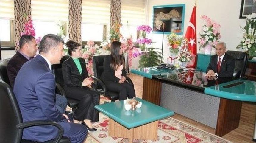 Engelli &Ouml;ğrenciler Başkan Başsoy&rsquo;u Ziyaret Etti