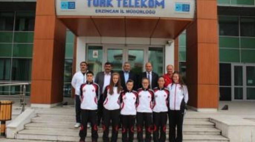 Milli Sporcular Yunanistan&rsquo;a Gidiyor