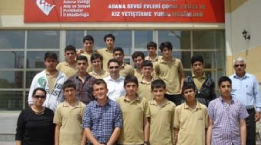 Liseli &Ouml;ğrencilerden Anlamlı Ziyaret