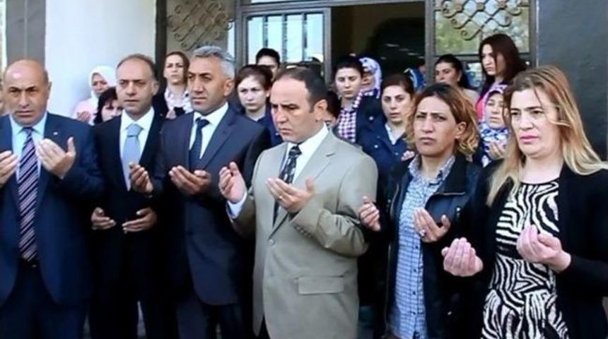 Ardahan Belediyesi Soma İ&ccedil;in Dua Ediyor