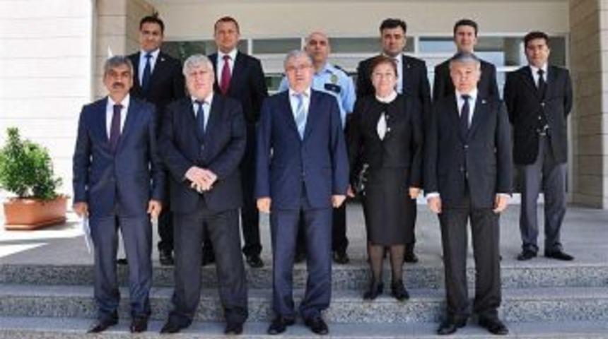İnsan Hakları Alt Komisyonu'ndan Yal&ccedil;ın'a Ziyaret