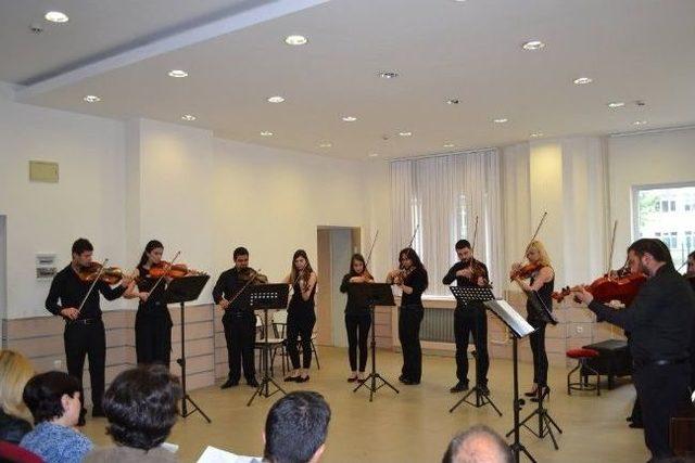 Om&uuml;&rsquo;de Klasik Konserler 1