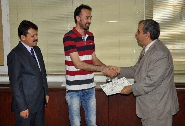 Eski H&uuml;k&uuml;ml&uuml;lere Girişimcilik Sertifikası 2