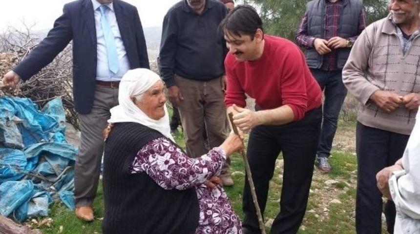Kaymakam Kattaş K&ouml;y Ziyaretlerini S&uuml;rd&uuml;r&uuml;yor