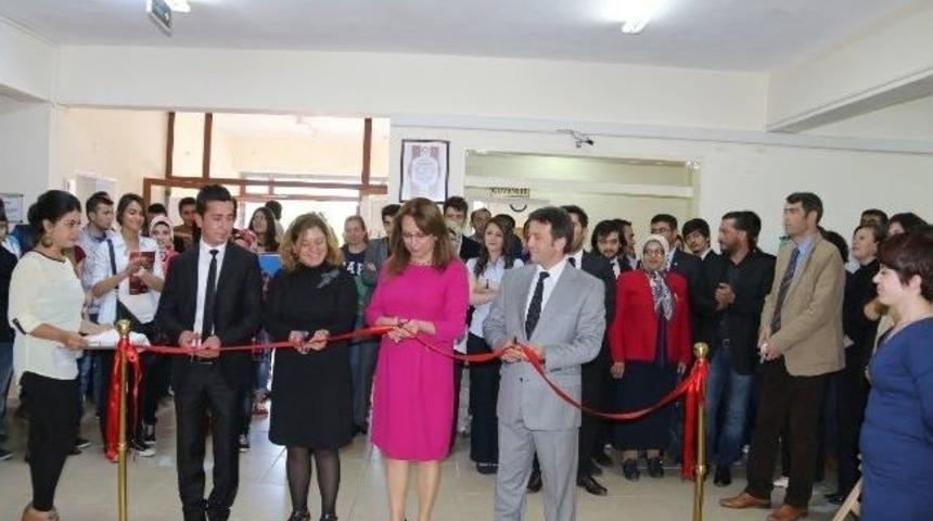 Nevşehir Myo Grafik Tasarım Sergisi A&ccedil;ıldı