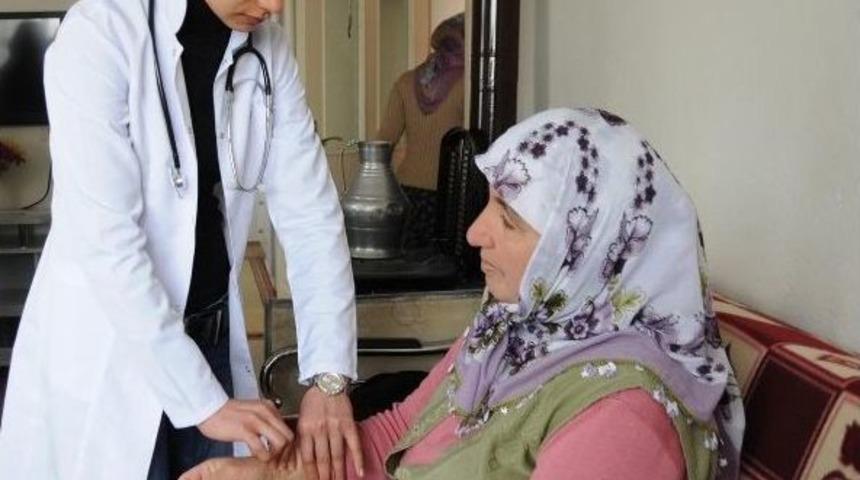 Mamak Belediyesi Evde Bakım Hizmetine Devam Ediyor