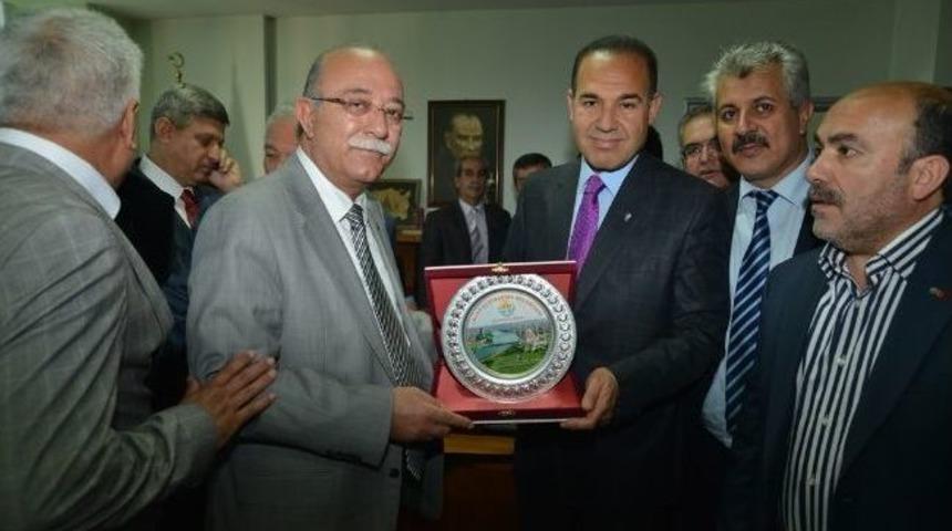 İsmail Koncuk, &ldquo;adana&rsquo;nın Sorunlarını H&uuml;seyin S&ouml;zl&uuml; &Ccedil;&ouml;zer&rdquo;