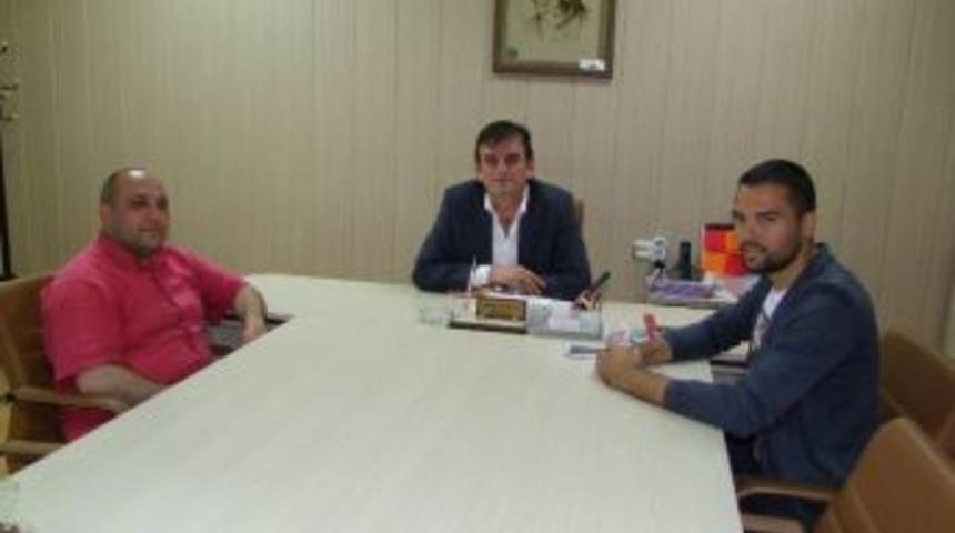 Fethiyespor'lu Sabri, Başkan G&ouml;k&ccedil;e&rsquo;yi Ziyaret Etti