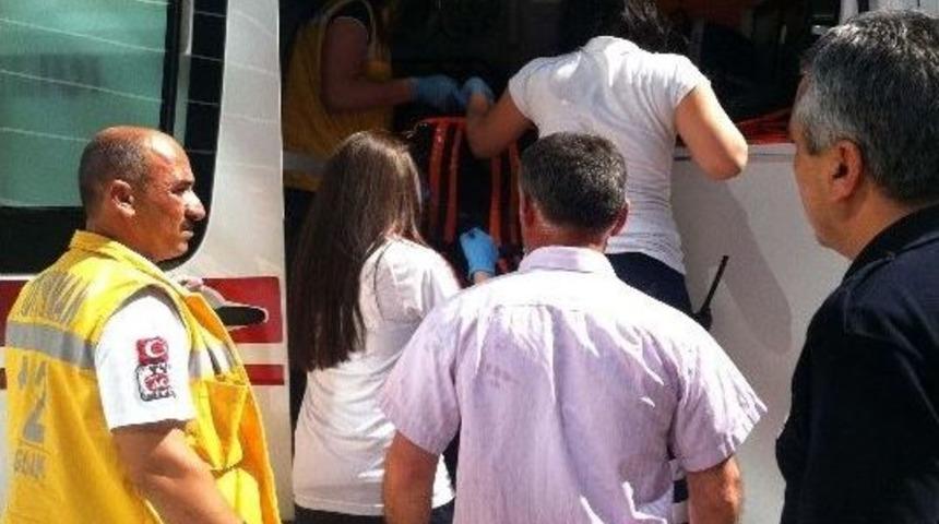 Adliyede Kavga: 2 Yaralı