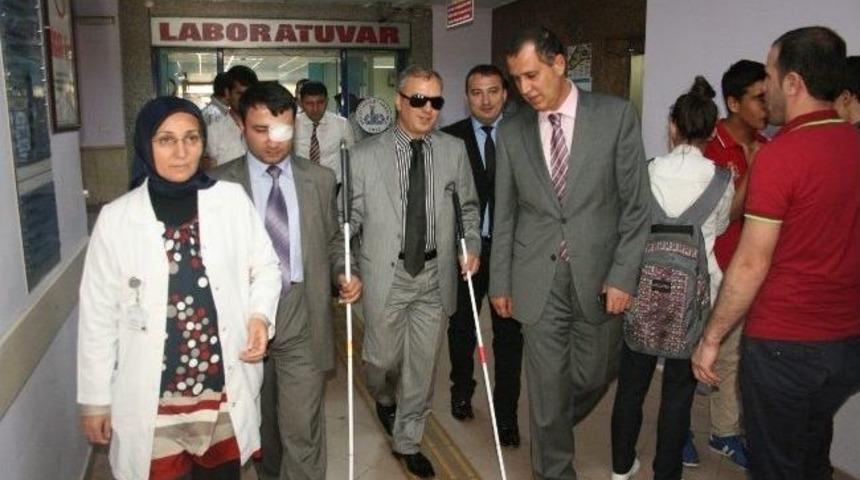 Denizli'de Y&ouml;neticilerden Hastanede İlgin&ccedil; Uygulama