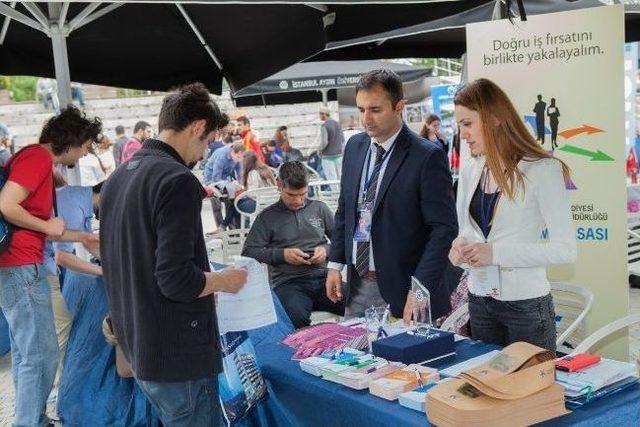 İstihdam Masası, İşçi Ve İşvereni Buluşturmaya Devam Ediyor