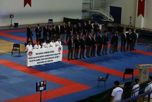 T&uuml;rkiye Kul&uuml;plerarası Karate Şampiyonası Başladı 2