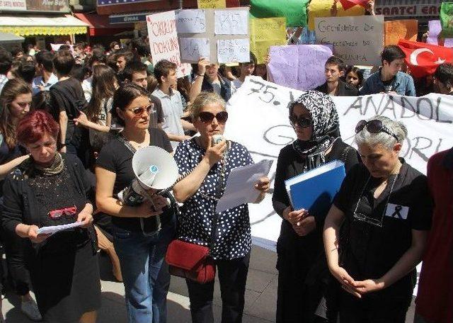 Öğrenci Ve Velilerden İmam Hatip Protestosu Sürüyor