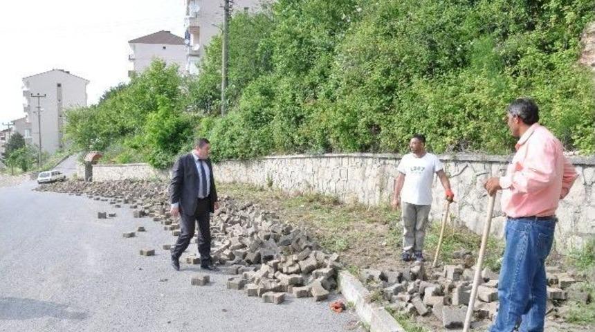 Alaplı&rsquo;da Bozulan Kaldırımlar Yenileniyor
