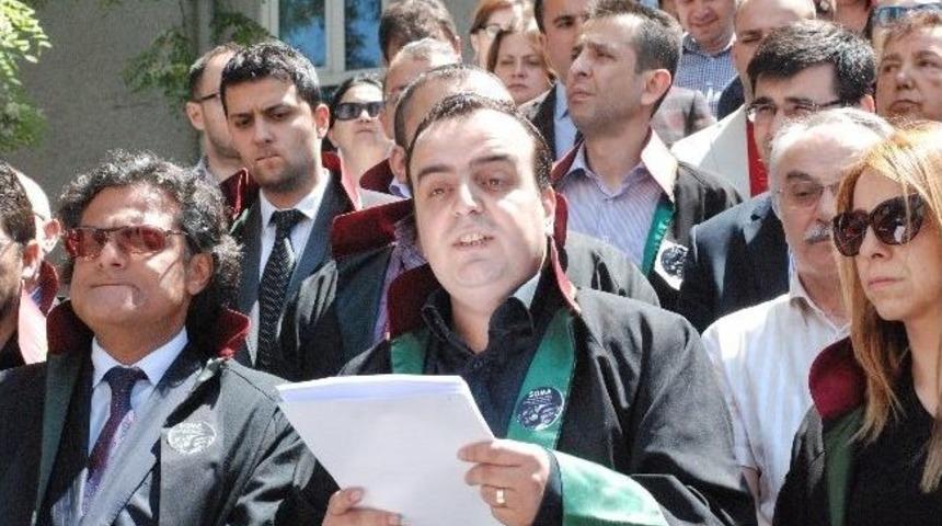 Kdz. Ereğli&rsquo;de Avukatlar, Soma&rsquo;daki Maden Kazasına Tepki G&ouml;sterdi