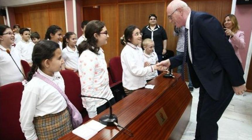 &Ouml;ğrencilerden Başkan Kurt&rsquo;a Ziyaret