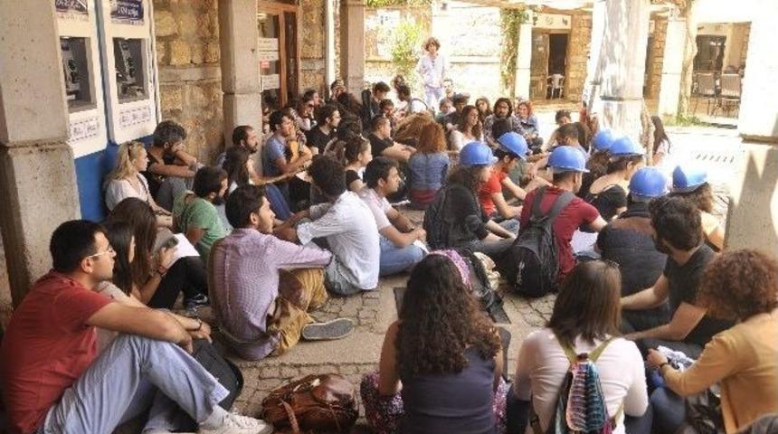 Antalya&rsquo;da &Uuml;niversitelilerden Soma Eylemi