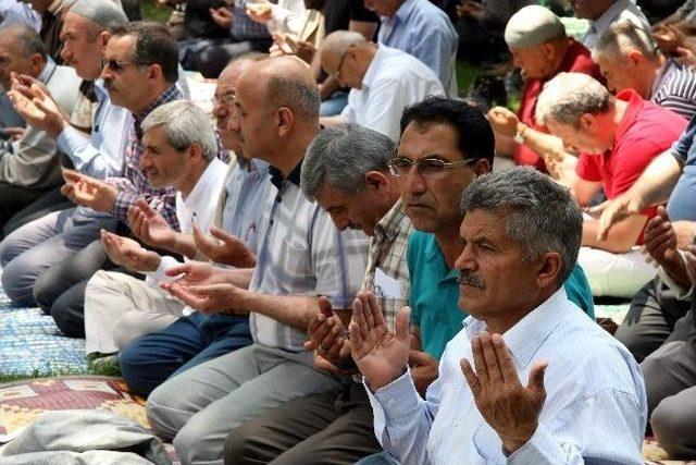 Maden İşçileri İçin Gıyabi Cenaze Namazı