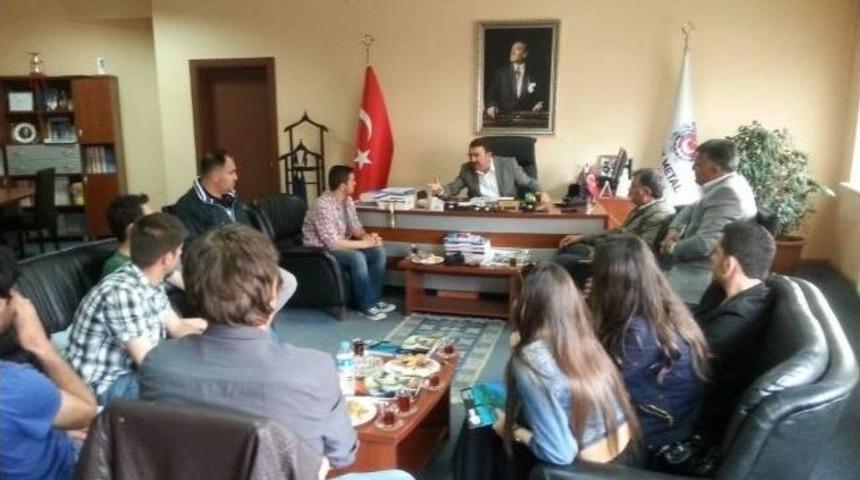 A&uuml; &Ouml;ğrencilerinden T&uuml;rk Metal Sendikası'na Teşekk&uuml;r Ziyareti