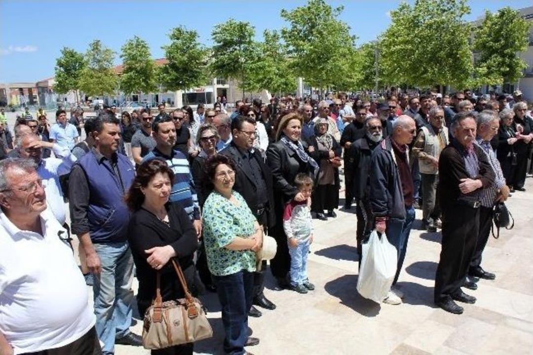 Urla Soma İ&ccedil;in Toplandı