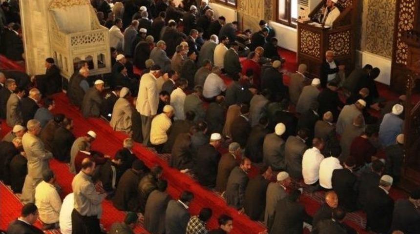 Van&rsquo;da Dualar Soma İ&ccedil;in