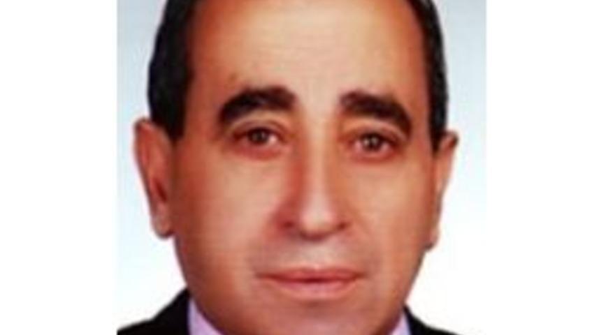 &Ouml;ğrencinin Yumruk Attığı M&uuml;d&uuml;r Yardımcısı Yoğun Bakımda