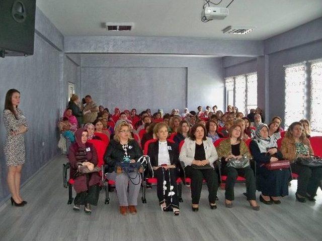 Malkara’da Kadınlara Hipertansiyon Semineri Verildi