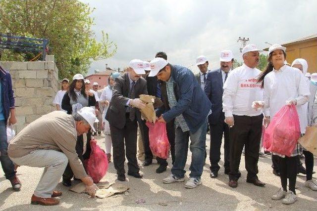 Tuşba Belediyesi'nden Temizlik Kampanyası