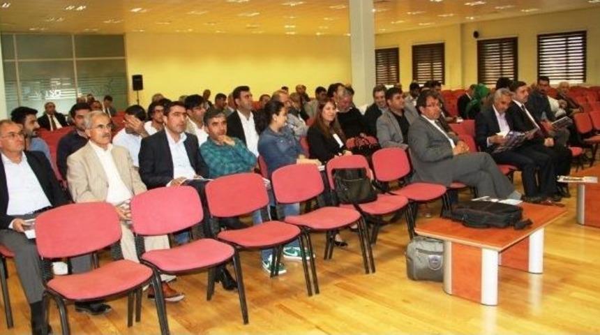 Van'da Dış Ticaret Bilgilendirme Seminerine