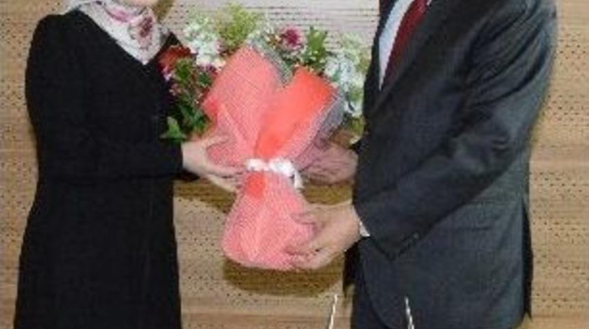 İmam Hatip&rsquo;li &Ouml;ğrencilerden Vali Demir&rsquo;e Ziyaret