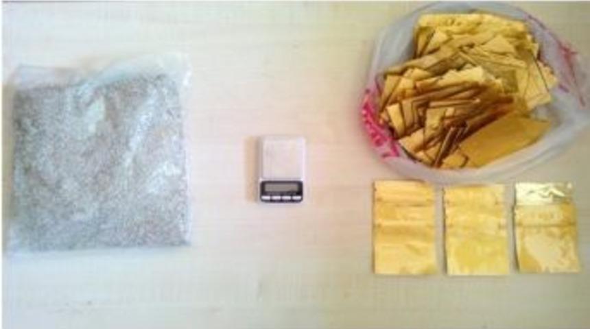 İzmir'de Uyuşturucu Operasyonu