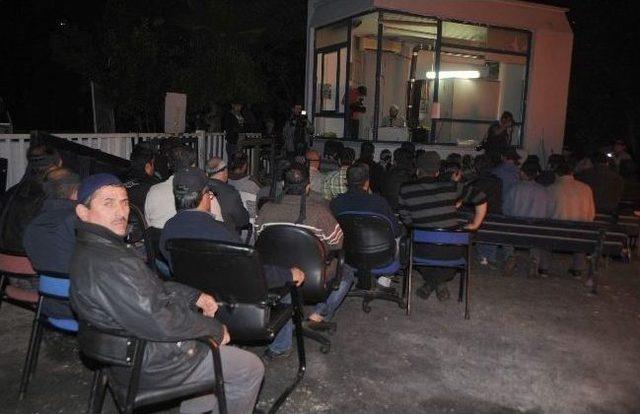 Eylem&ccedil;i İş&ccedil;iler Soma İ&ccedil;in Mevlit Okuttu 3