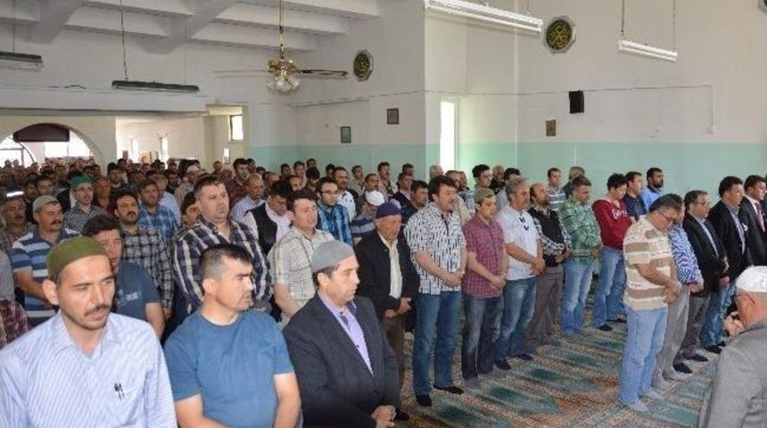 Seyitgazi'de Soma İ&ccedil;in Mevlit Okutuldu
