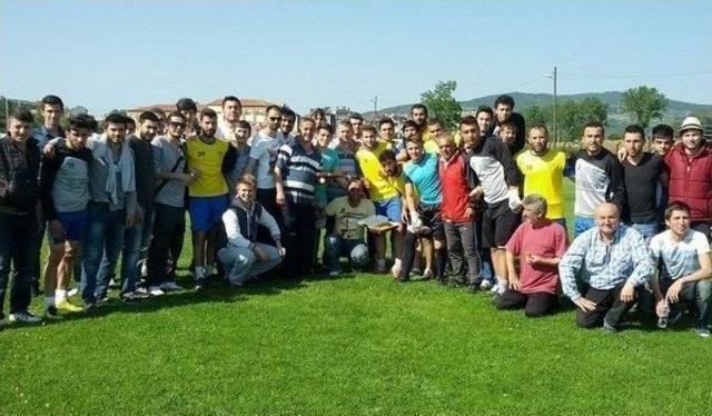 Taraftarlardan Çaycumaspor'a Destek