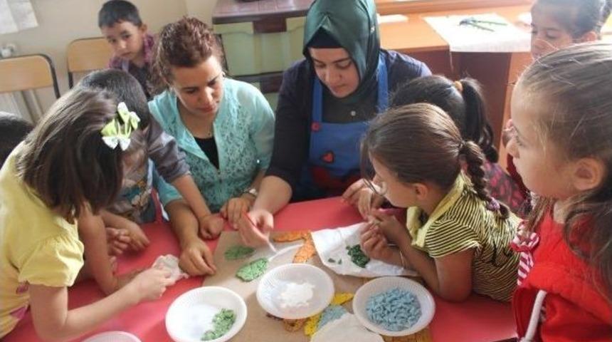 Minik Eller Sanatla Buluştu