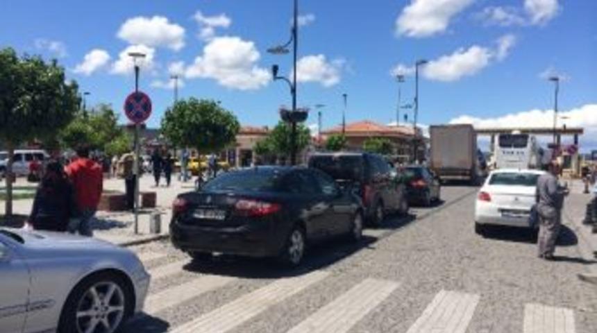 &Ccedil;anakkale İskelesinde Yoğunluk