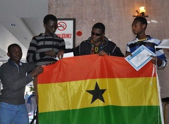 Kuder&rsquo;den &Ouml;ğrencilere Teşekk&uuml;r Yemeği 2