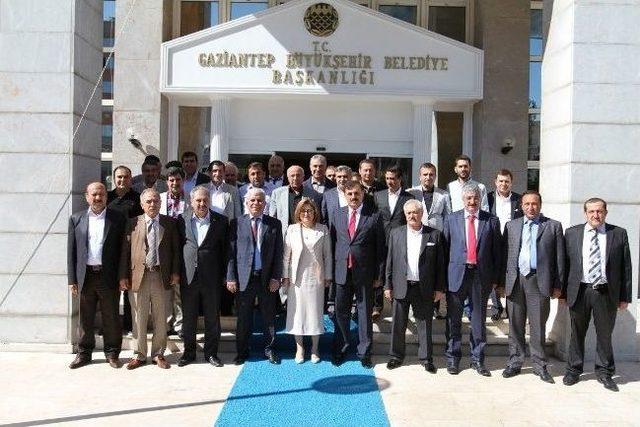 Fatma Şahin, Projelerini Hayata Ge&ccedil;iriyor 1