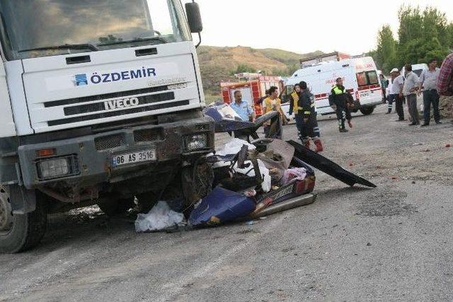 Yozgat'ta Feci Kaza: 5 Ölü, 3 Yaralı