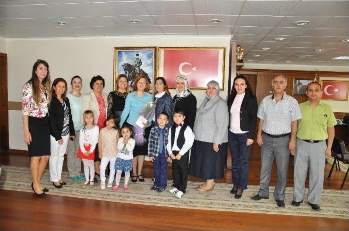 Okul &Ouml;ncesi &Ccedil;ocuk Şenliği Komitesi, Başkan Vekili Depboylu&rsquo;yu Ziyaret Etti