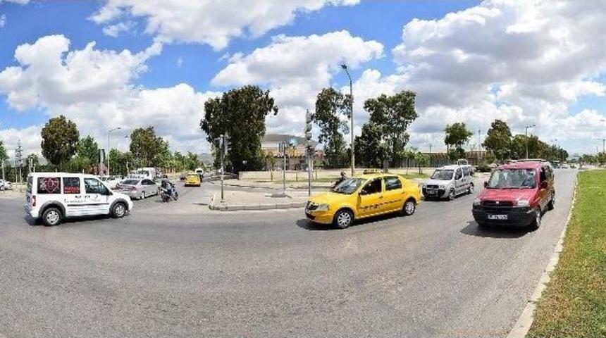İzmir'de Yeraltına &ldquo;vagon Otoparkı&rdquo;