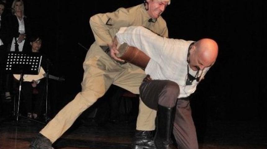 Kent Tiyatrosu 250 Kişilik Dev Kadroyla &Ccedil;anakkale&rsquo;yi Anacak