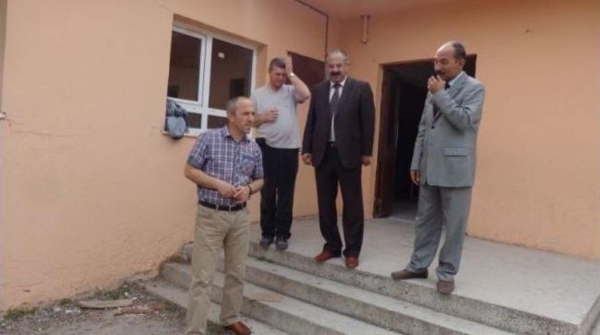 Burhaniye&rsquo;de Kalorifersiz Okul Kalmayacak