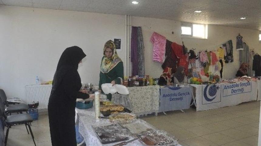 &Ouml;ğrencilerin Yararına Kermes