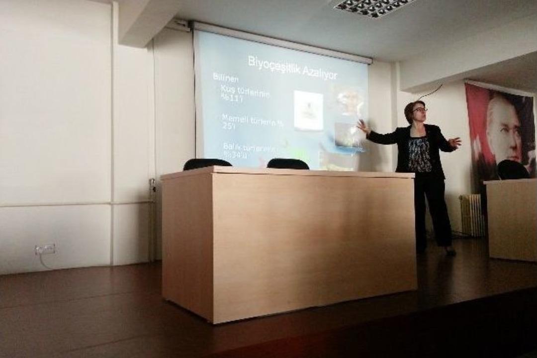 &Ccedil;evre Duyarlılığını Arttırmak İ&ccedil;in Etkinlik D&uuml;zenlediler