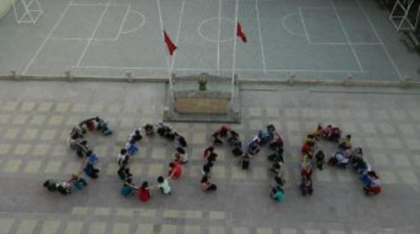 &Ouml;ğrencilerden İnsan Zincirli &ldquo;soma&rdquo; G&ouml;sterisi