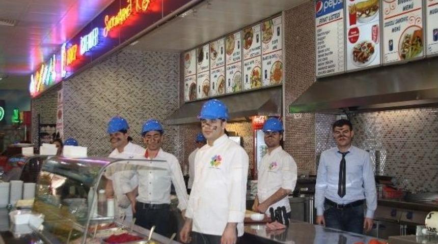 Muş&rsquo;tan Soma&rsquo;ya Anlamlı Yardım