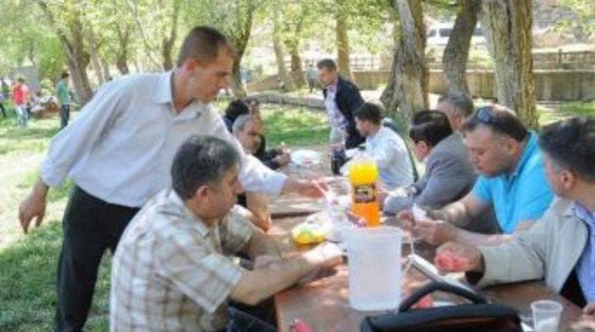 &Ccedil;elikhan Net Haber Sitesi 10.yılını Kutladı