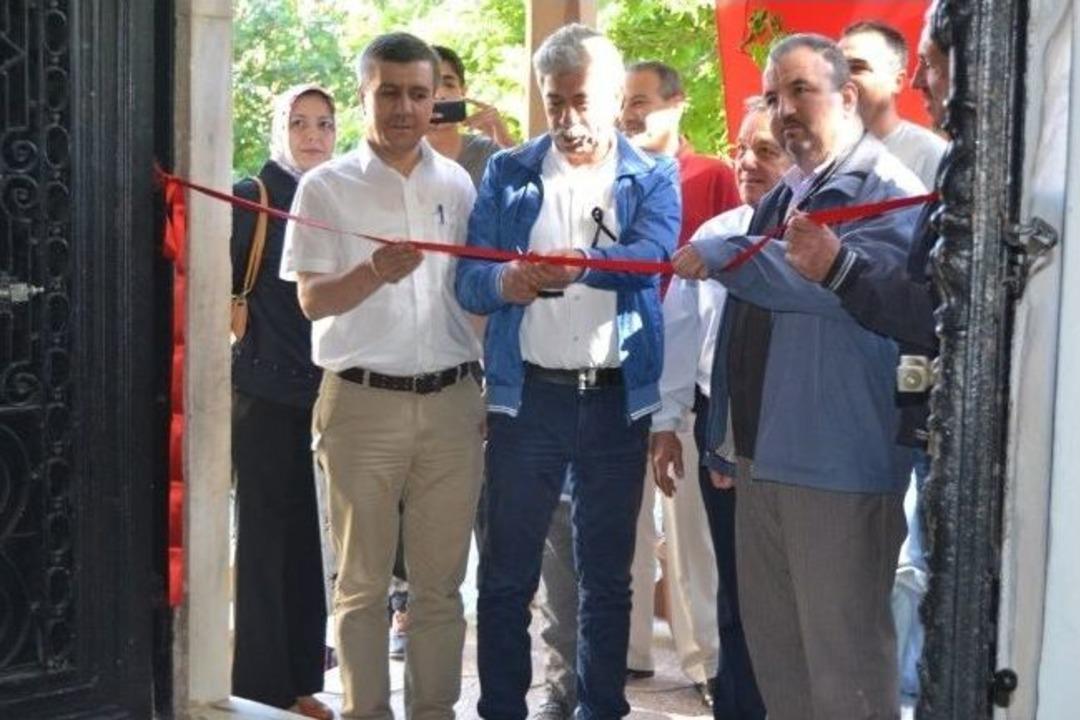 Ehem İlk Sergisini Kızılke&ccedil;ili'de A&ccedil;tı