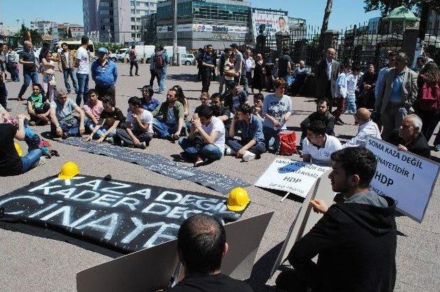 Minik Giray’dan 'soma' Protestosuna Kömürlü Destek